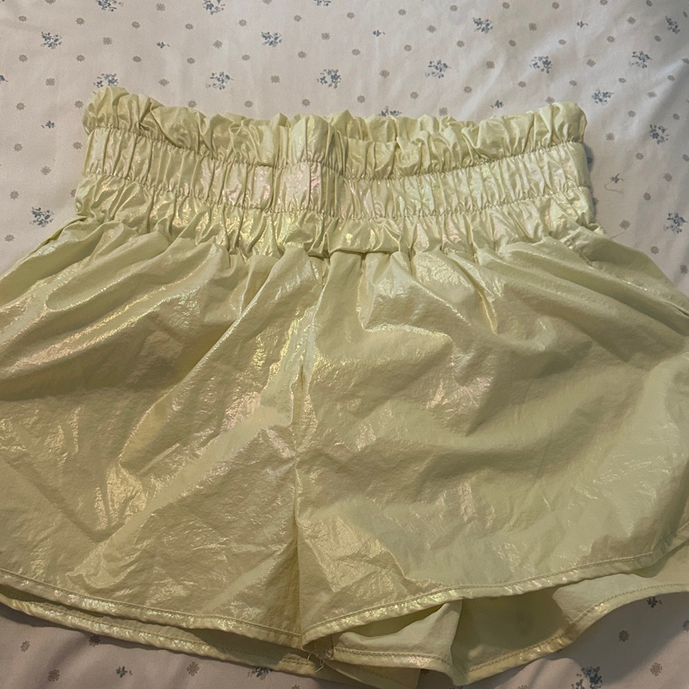 Elegant High Waist Cream Shorts